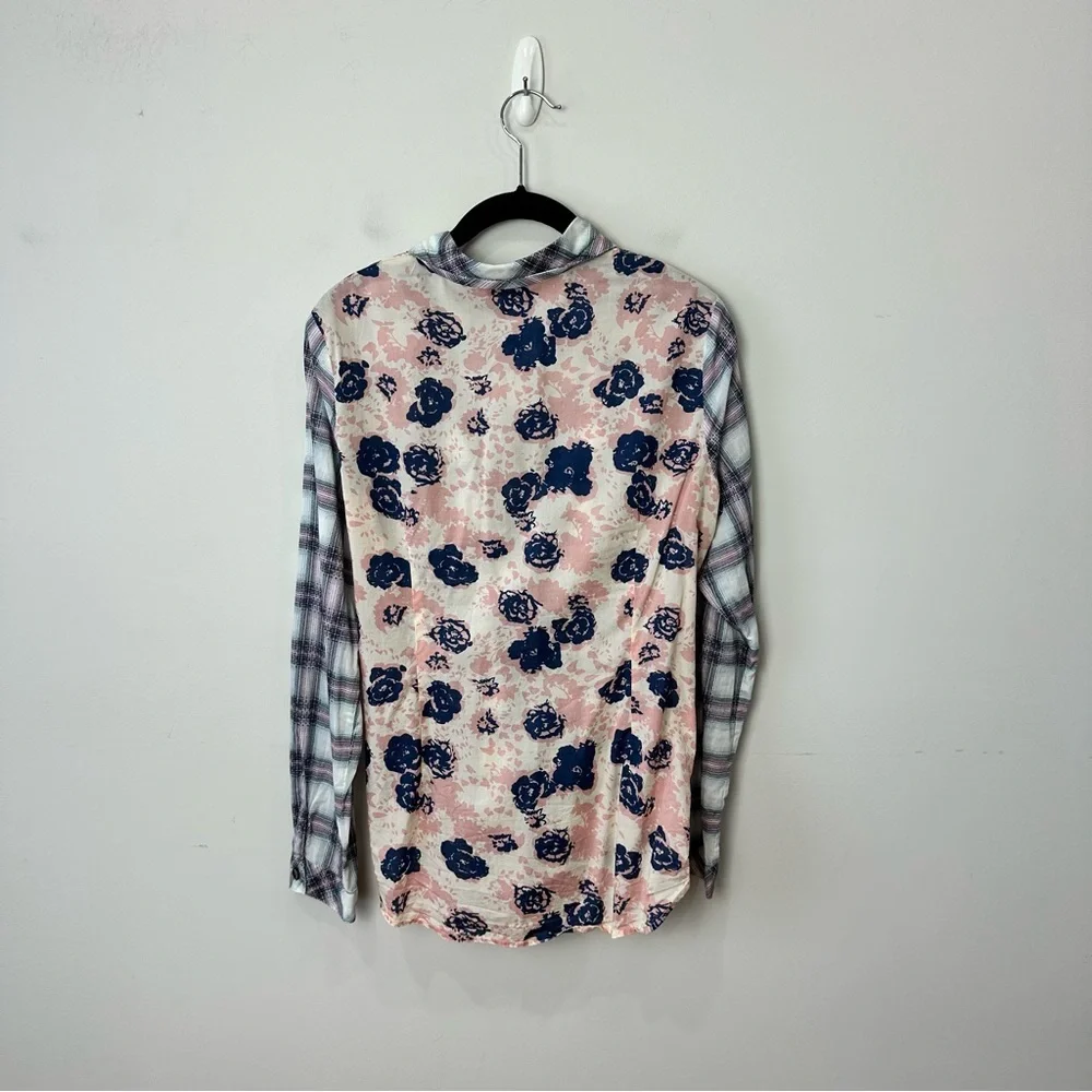 Cabi plaid floral button down shirt pink blue cotton - Picture 2 of 5